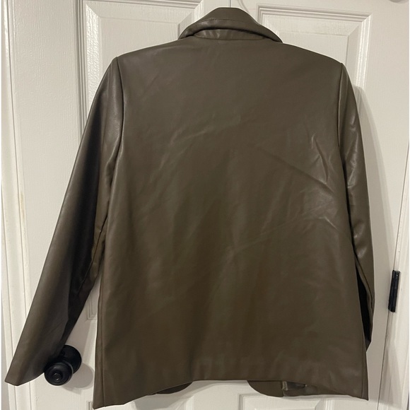 NWT BCBGeneration Faux Leather Boyfriend Blazer -Dark olive - Picture 5 of 9